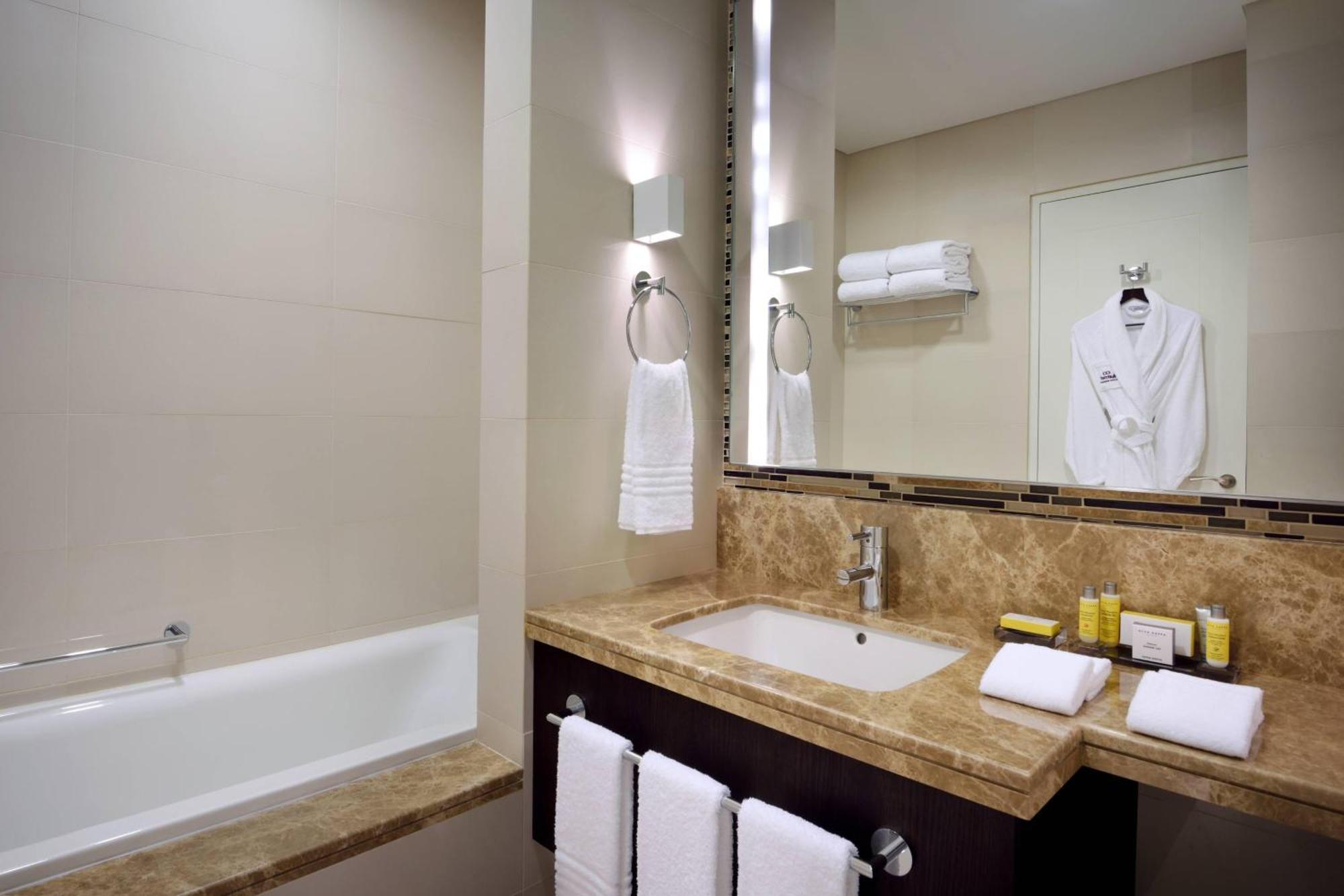 Marriott Executive Apartments Downtown, אבו דאבי מראה חיצוני תמונה