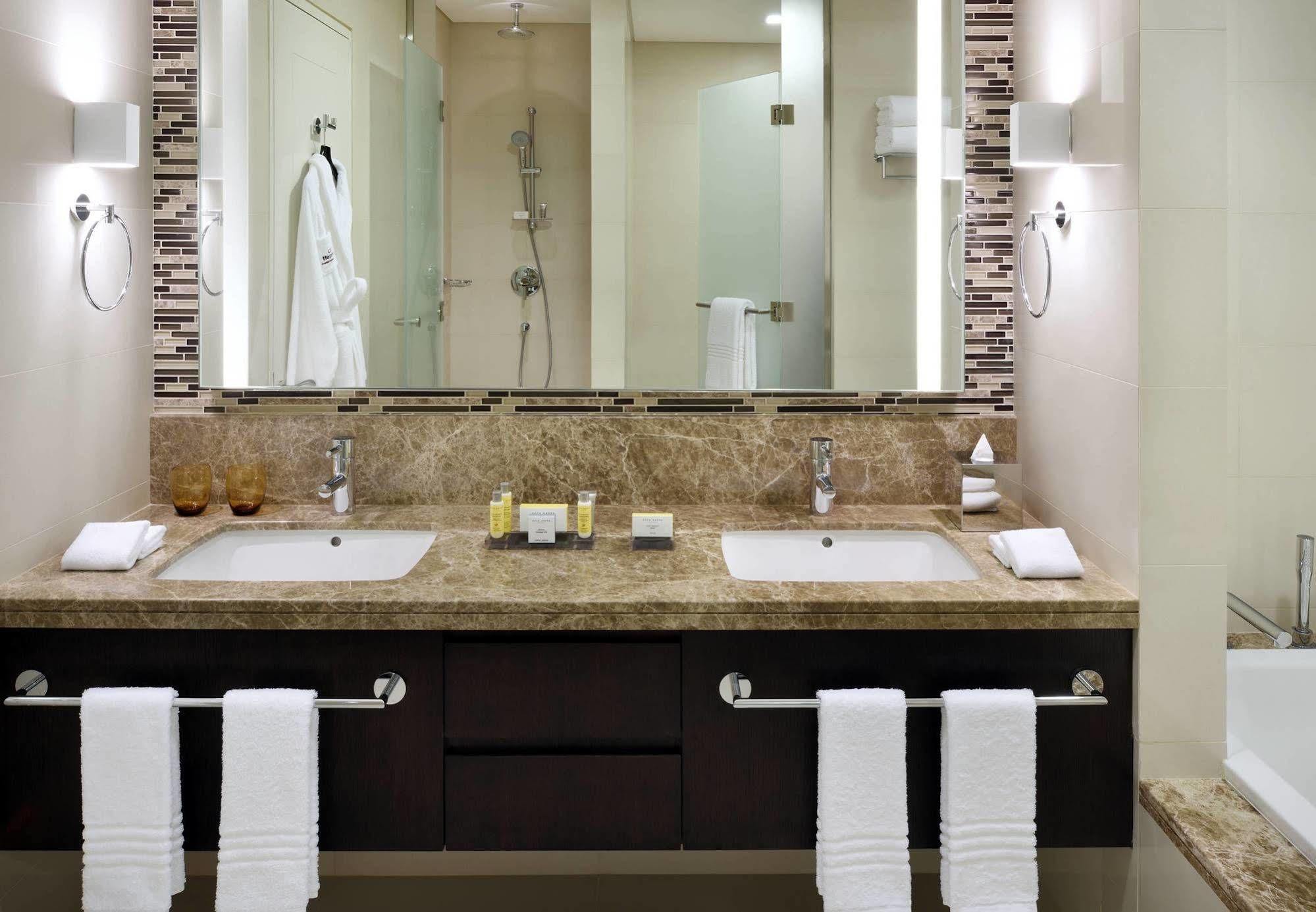 Marriott Executive Apartments Downtown, אבו דאבי מראה חיצוני תמונה